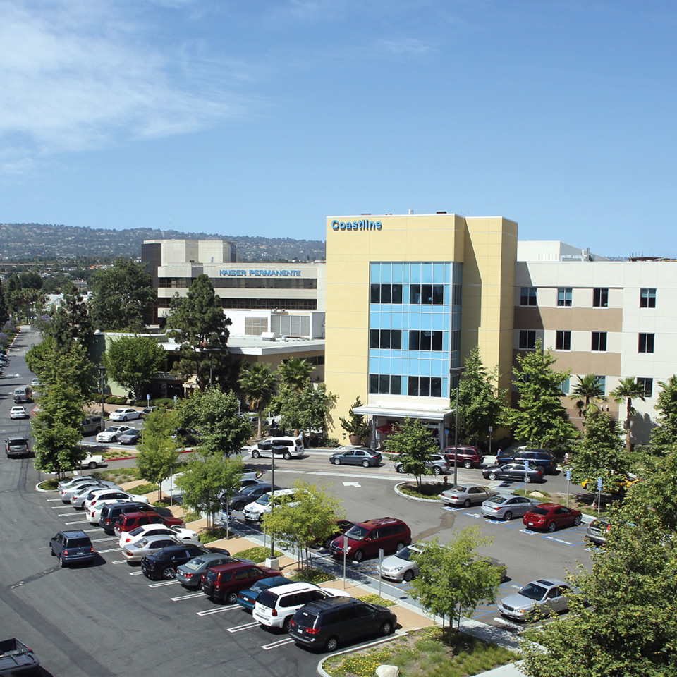 External View of South Bay Medical Center.